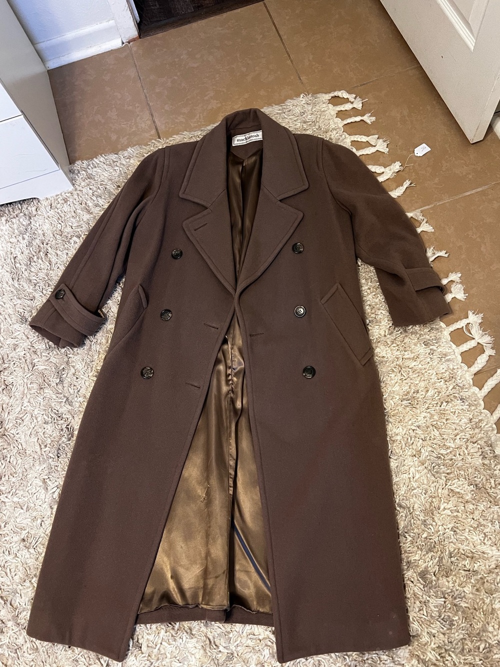 100% wool Mackintosh coat